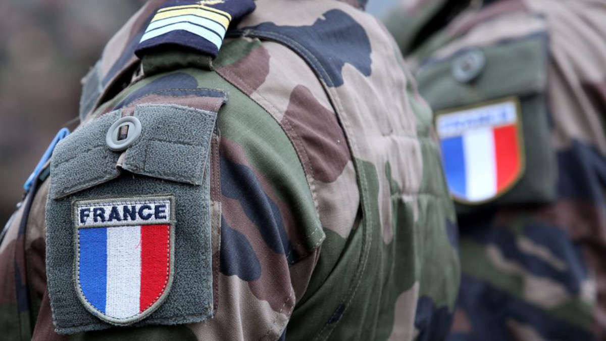 Les activités militaires françaises reprennent au Gabon
